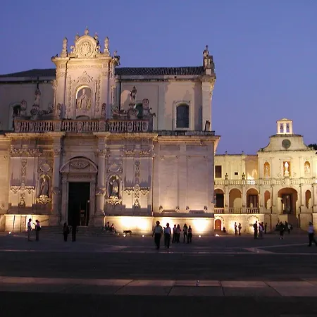 David House * Lecce